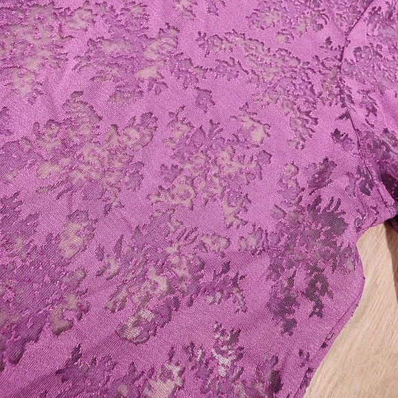 NWT Victoria’s Secret Sheer Floral Cardigan Purple Blue Trim Lightweight Size M - Picture 11 of 12